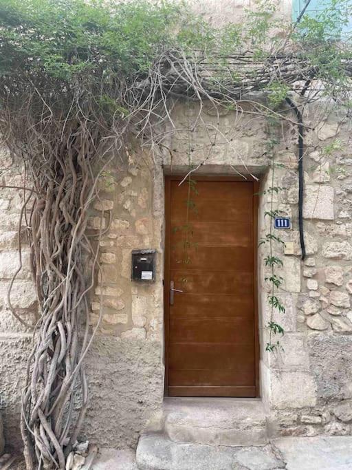 Maison De Village Pernes-les-Fontaines Exterior foto
